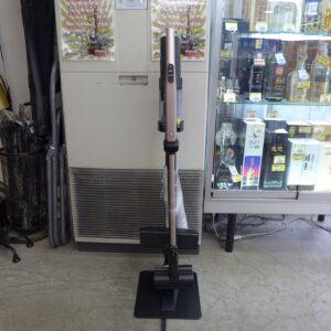中古美品日立コードレスクリーナー ラクかるパワーブーストサイクロン