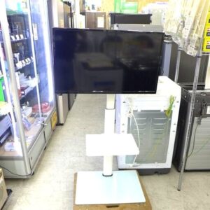 中古 アグレクション32型 32DTV 2021年製 スタンド付きテレビ ご買取 